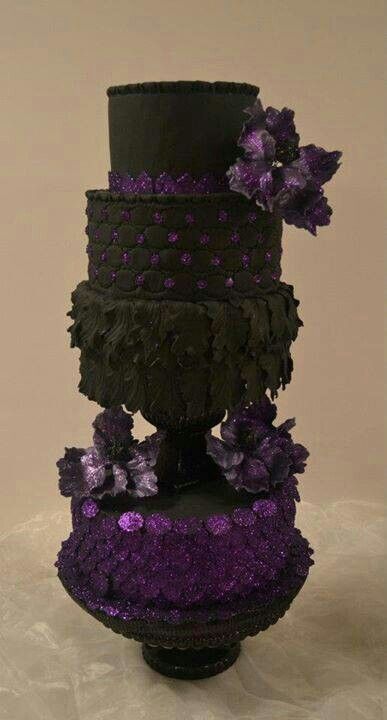 Super Cool and Stunning Black Cakes - Page 14 of 37